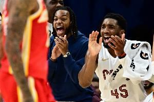 米切尔:我玩2K公园模式时会用本尊 但里面的玩家都不相信